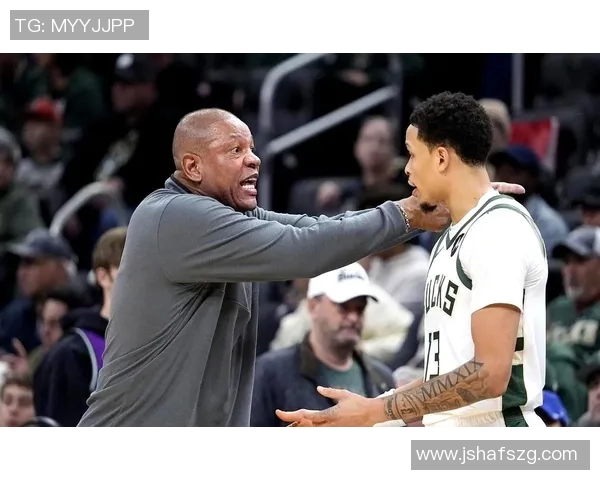 NBA字母哥意外伤退小波特挺身而出力挽狂澜助球队逆转胜利