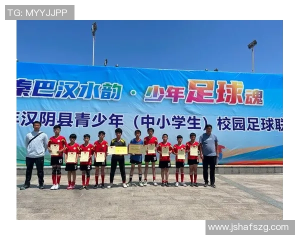 我校男足奋勇拼搏荣获省青少年校园足球联赛亚军佳绩